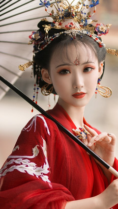 她的堕落禁忌完整版